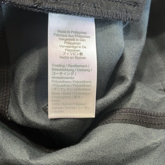 J. Crew Collection Black Faux Leather Pants Size 36/29 - Picture 5 of 5